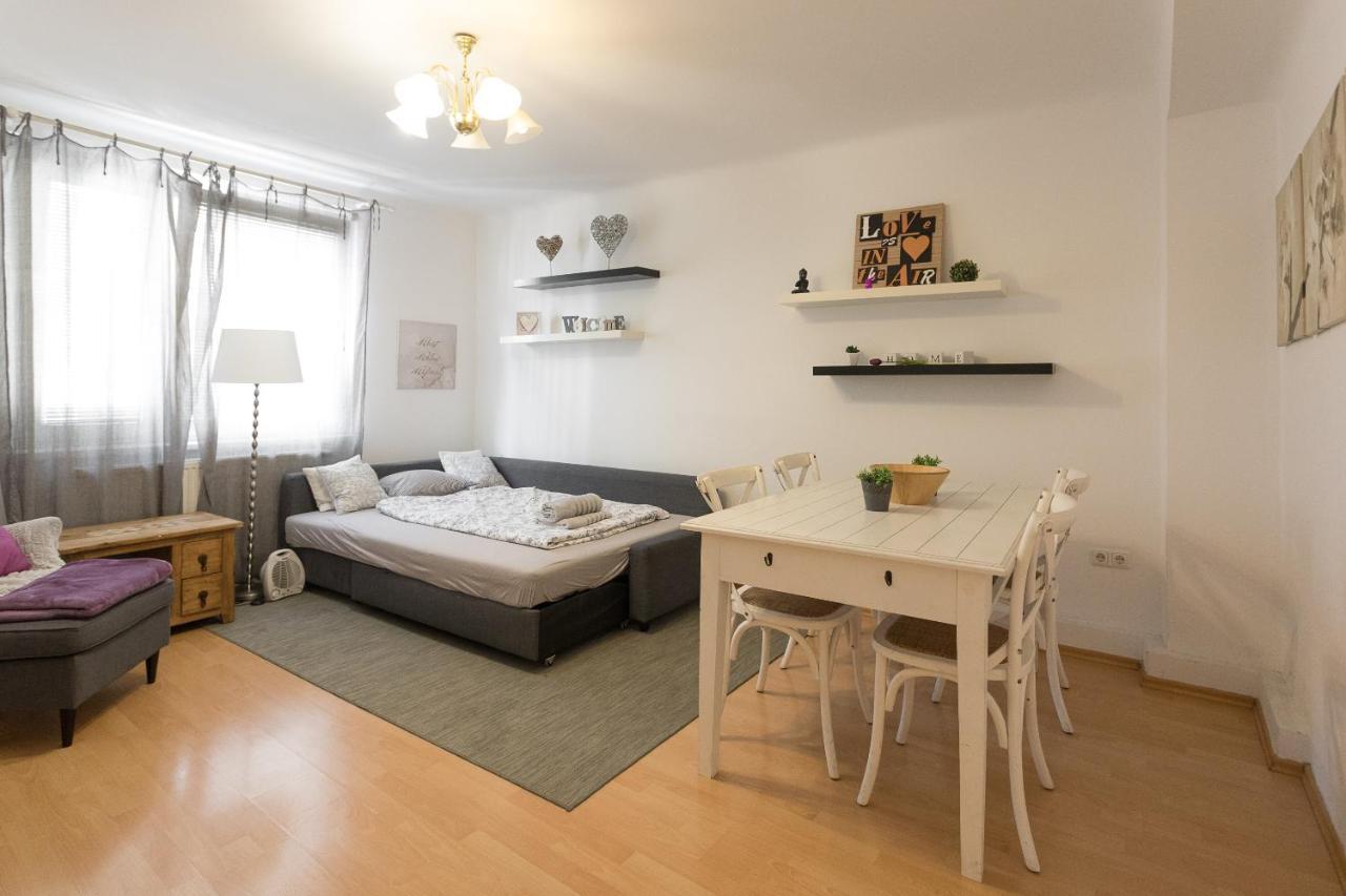 Gorgeous Hideout | City Center Apartment ウィーン エクステリア 写真
