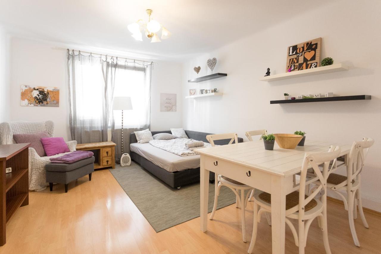 Gorgeous Hideout | City Center Apartment ウィーン エクステリア 写真